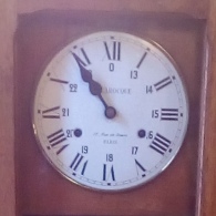 Pointeuse d’usine avec Horloge